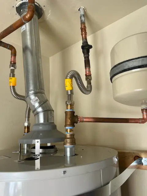 Water heater installation and plumbing repair in Rocky Road Park